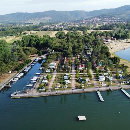 Camping Village Punta Navaccia Tuoro sul Trasimeno Εξωτερικό φωτογραφία