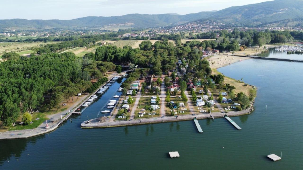Camping Village Punta Navaccia Tuoro sul Trasimeno Εξωτερικό φωτογραφία